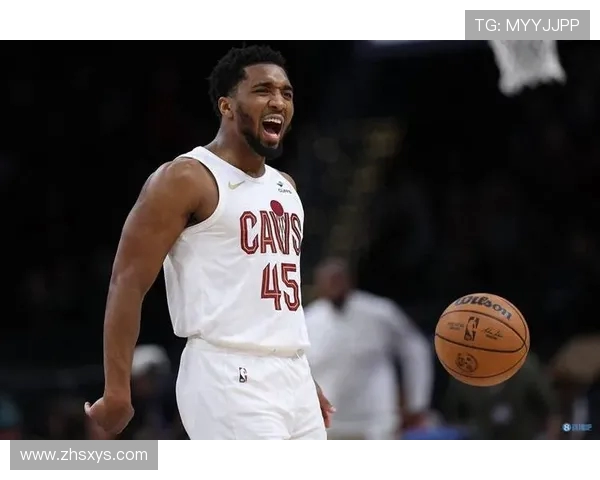 米切尔强调团队力量称今晚众人挺身而出专注球队整体成功